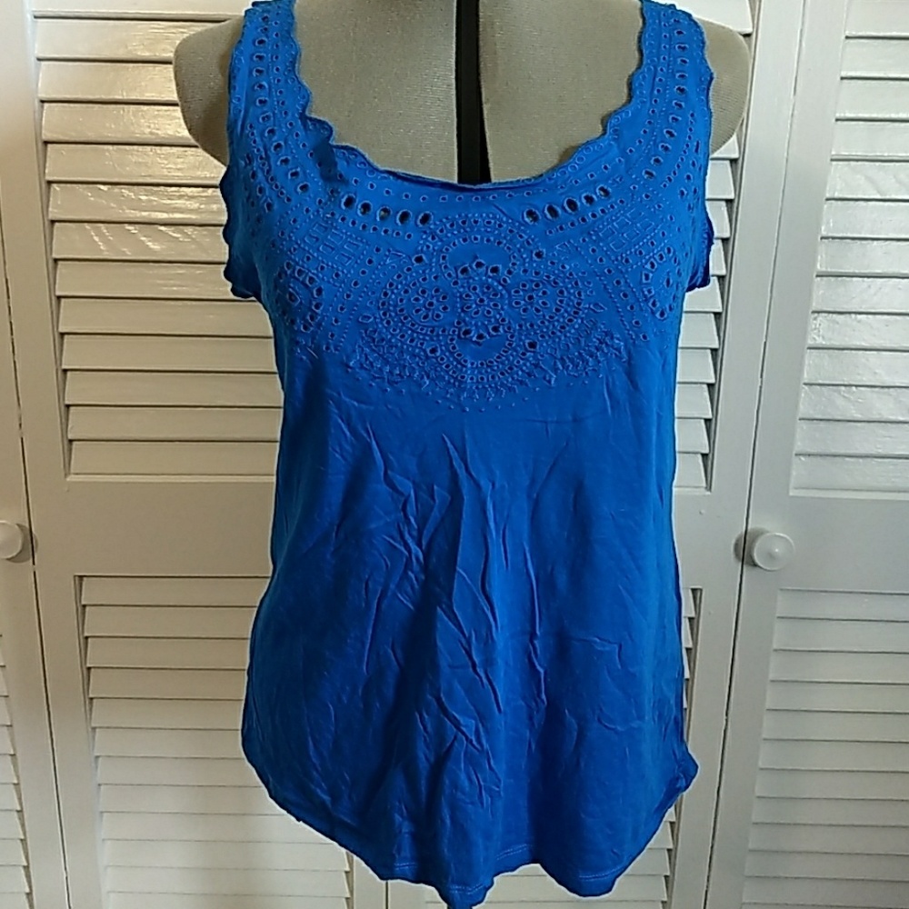 Blue Tank with lace-like detail